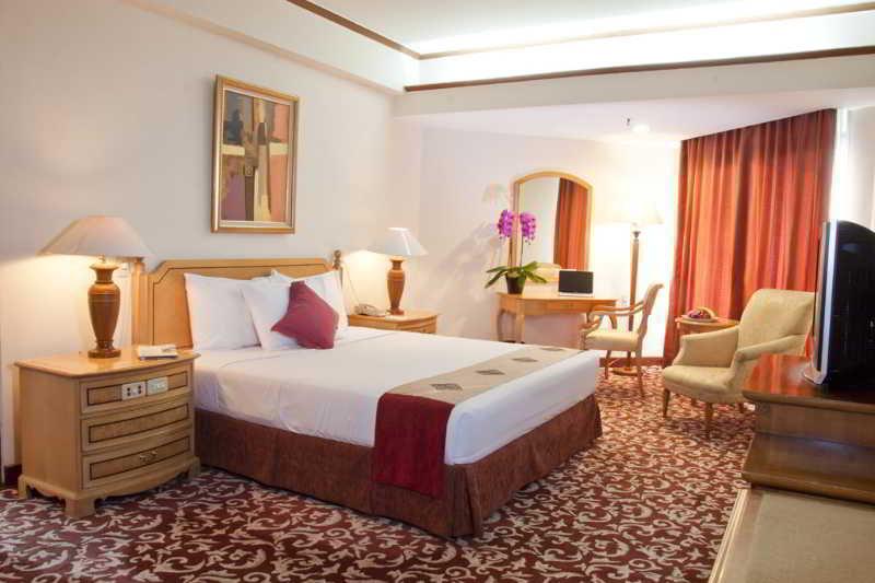 Hotel Bidakara Jakarta Exterior photo